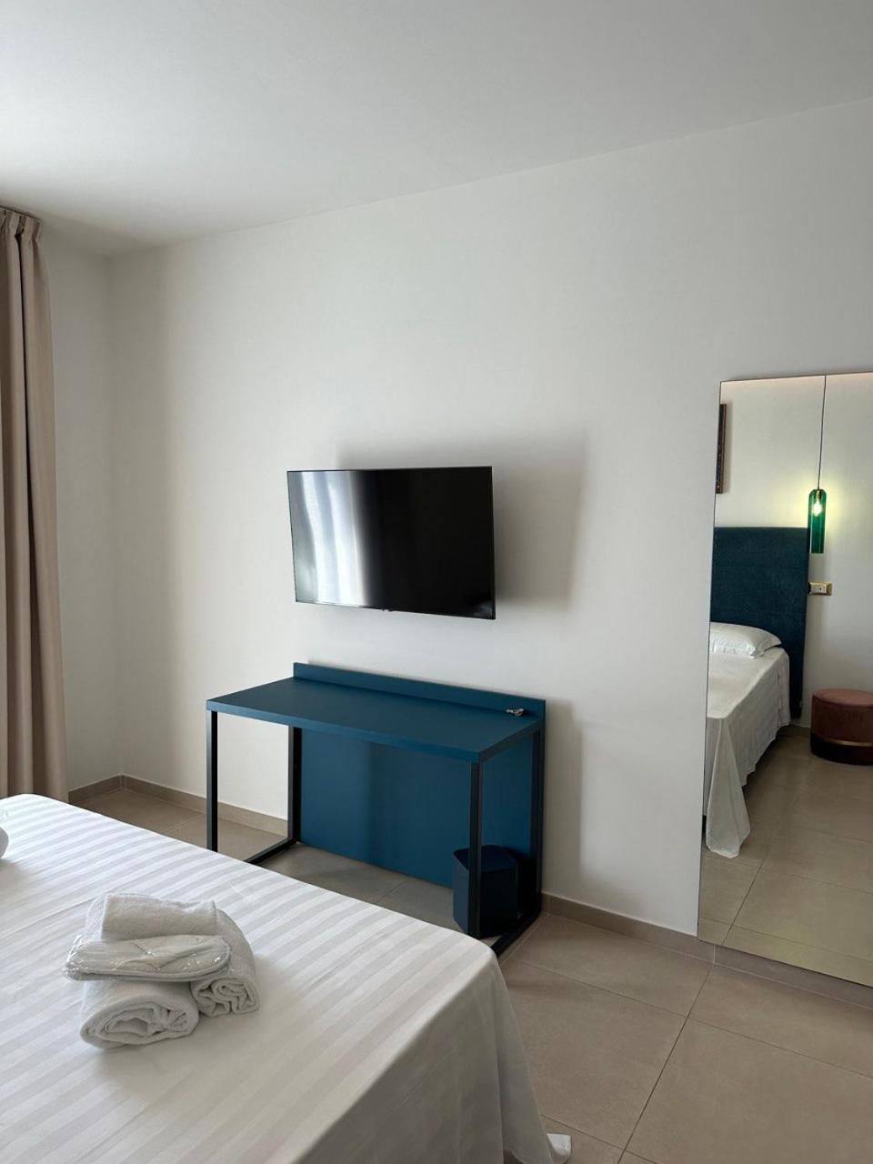 Amani Chic Rooms Olbia Exterior foto