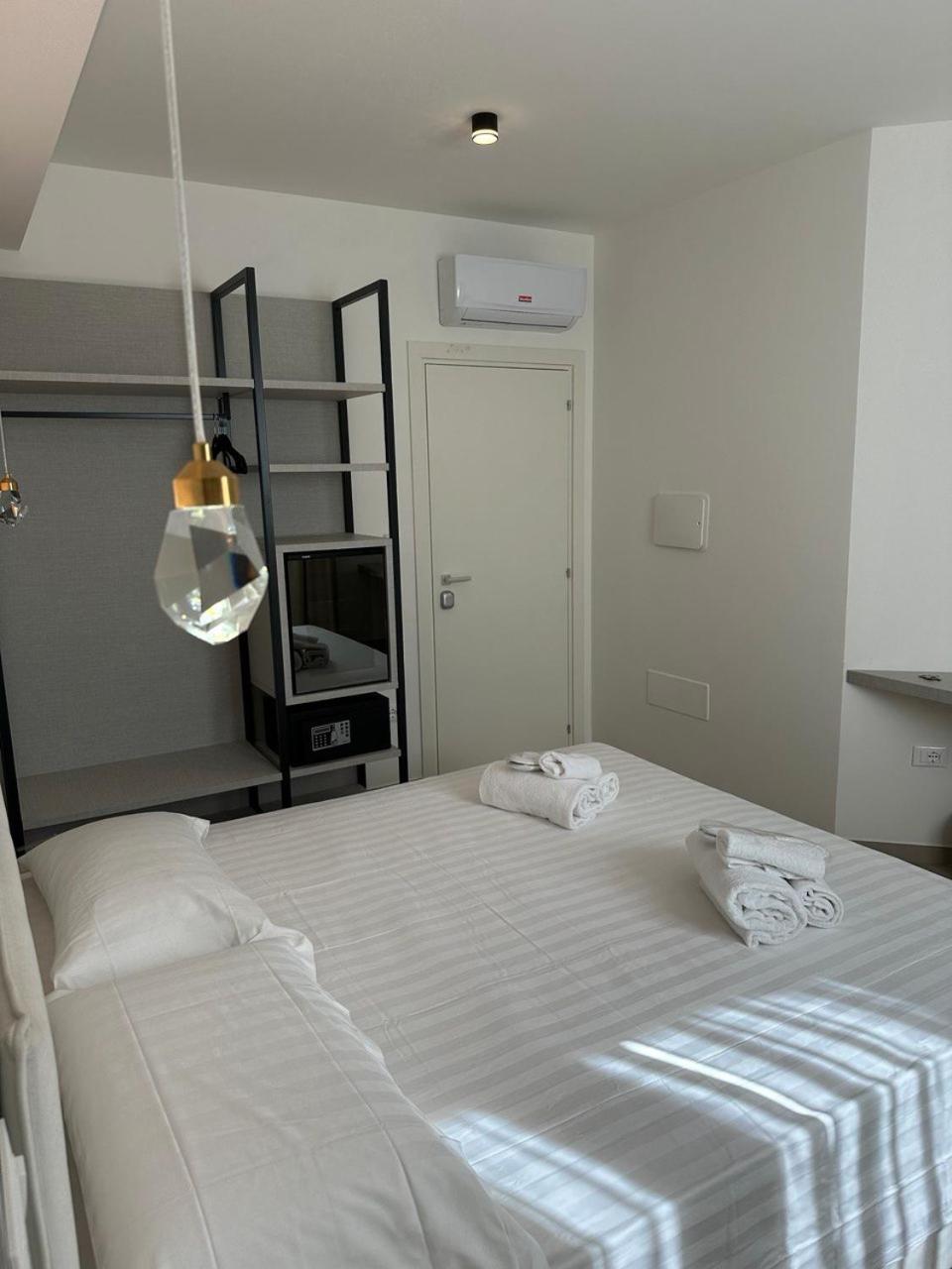 Amani Chic Rooms Olbia Exterior foto