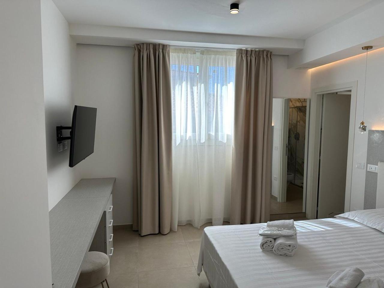 Amani Chic Rooms Olbia Exterior foto